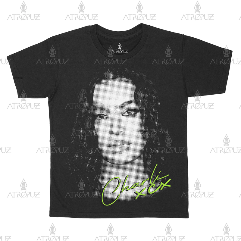 Camiseta Algodão Unissex  Charli xcx